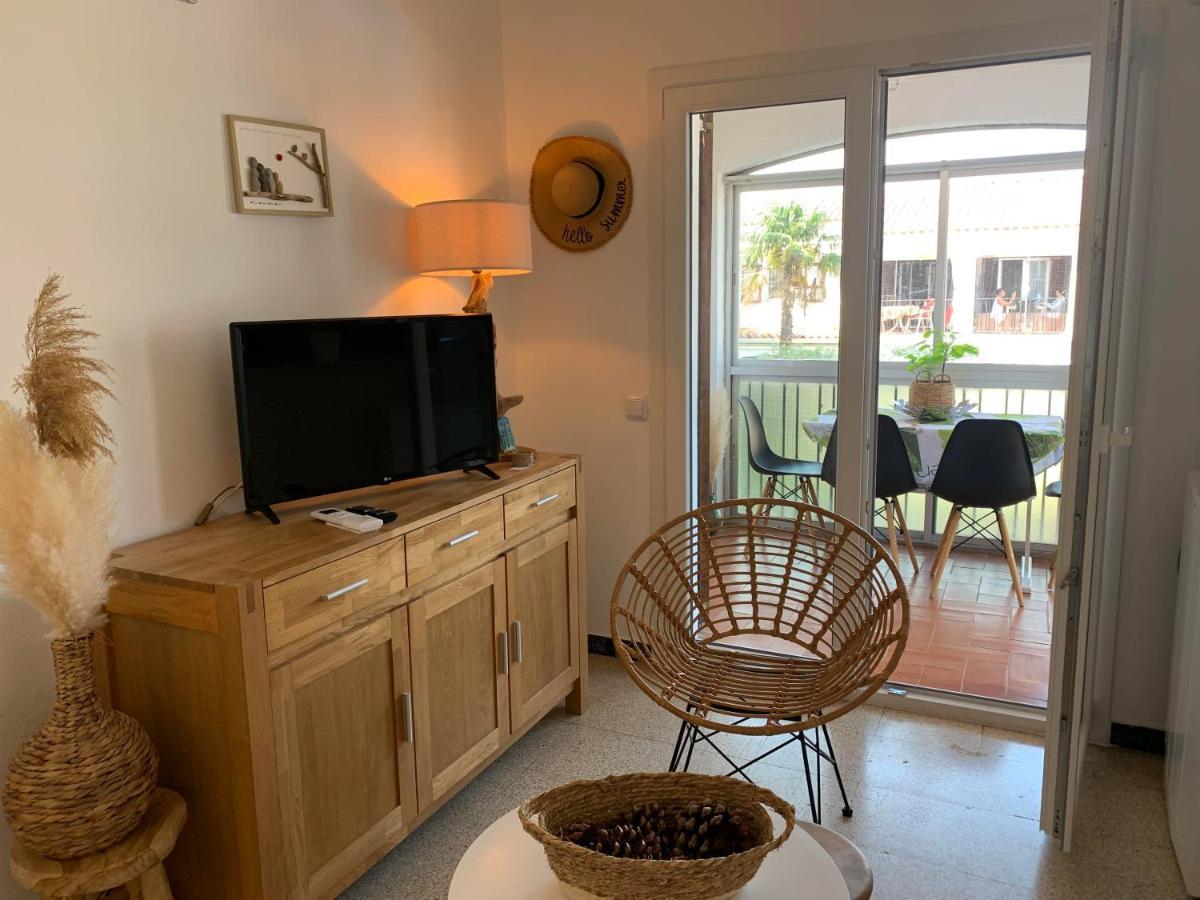Cosy Apartment Of L'Escala Beach المظهر الخارجي الصورة